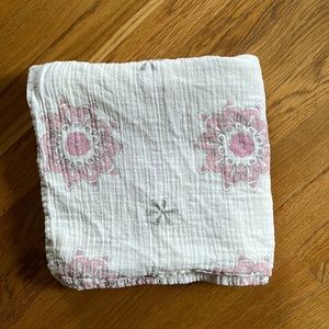 Aden and Anais Bamboo Organic Swaddling Blanket